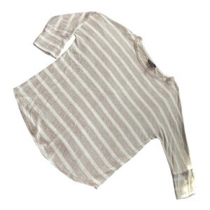 41 Hawthorn Beige and White Knit Top